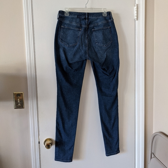 Universal Thread curvy skinny blue jeans - Picture 3 of 5
